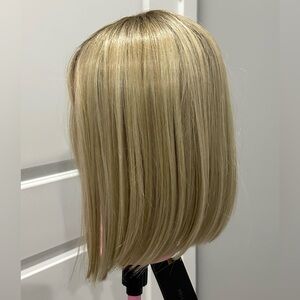 NEW Belle Tress Alpha Blend Wig Tres Leches Blonde! Beautiful Long Bob